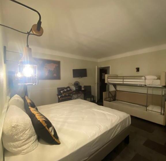 غرفة عائلية, Logis Central Hôtel   Restaurant & Spa