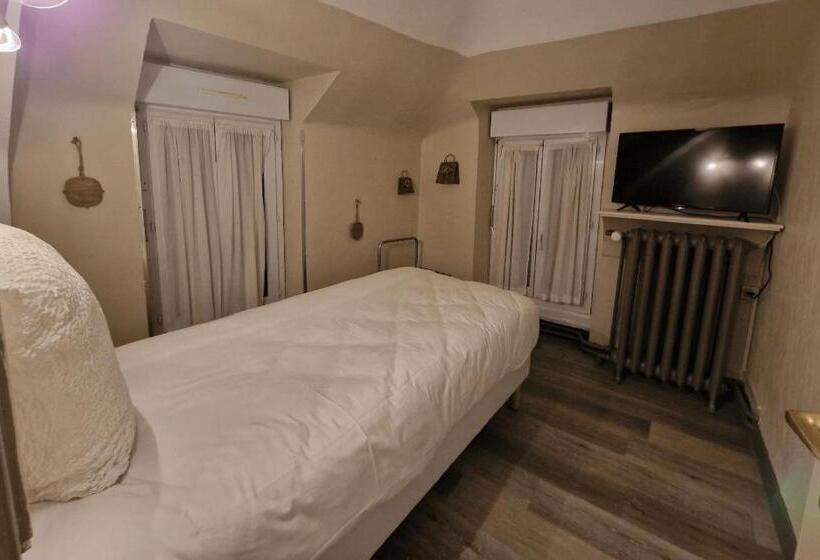 غرفة سوبيريور عائلية, Logis Central Hôtel   Restaurant & Spa