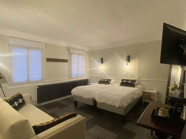 ファミリールーム, Logis Central Hôtel   Restaurant & Spa