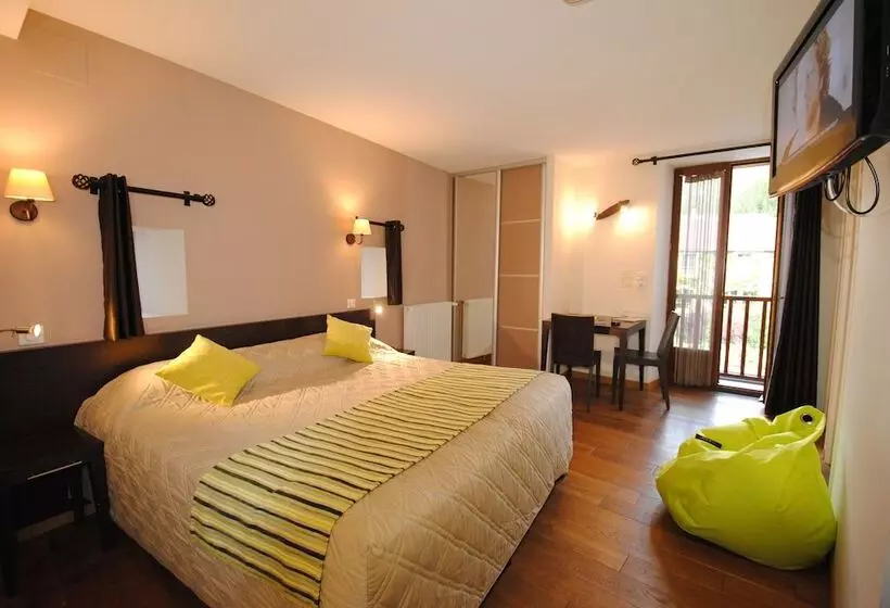 コンフォートルーム, Logis Hostellerie Du Perigord Vert