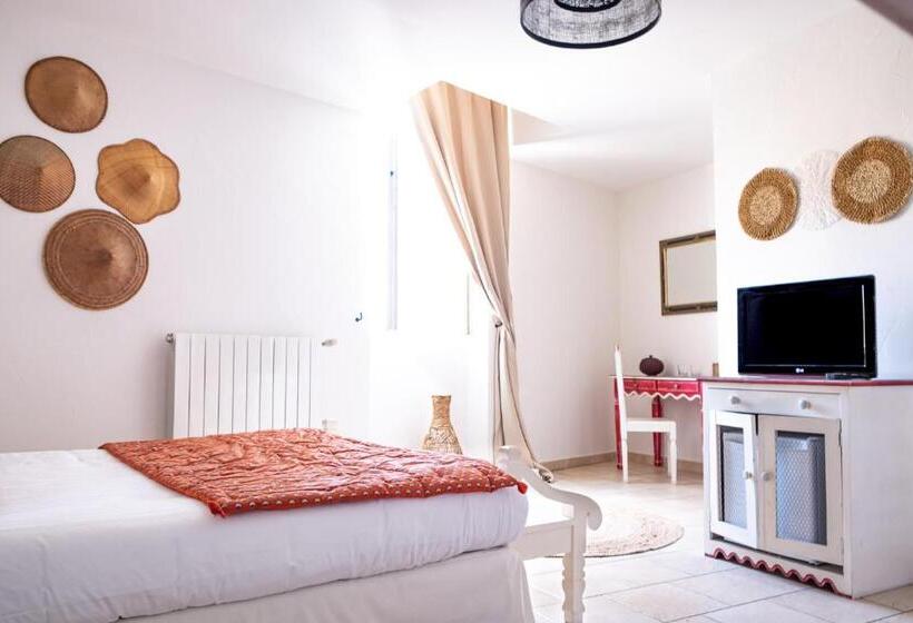 Номер Superior, Logis Hôtel Et Restaurant La Bastide Cabezac