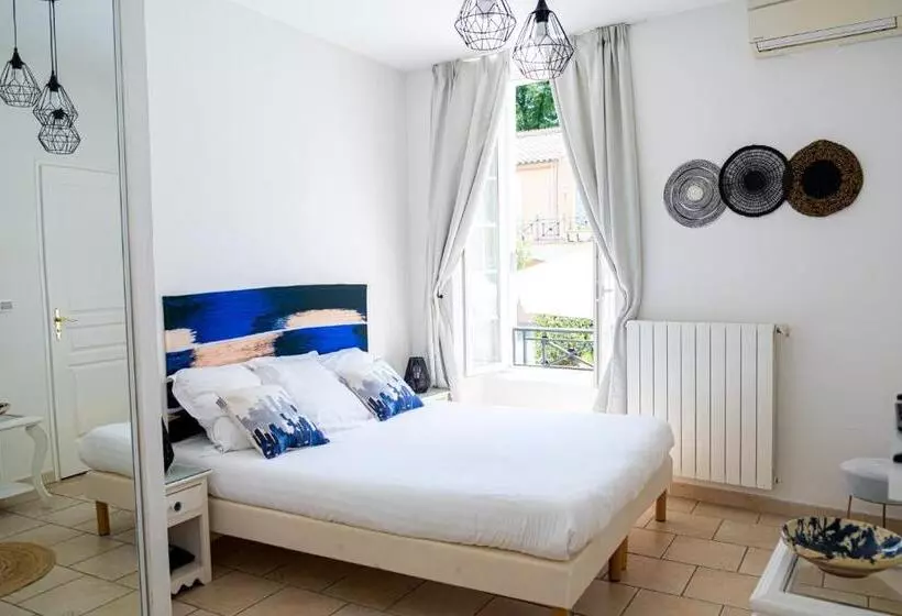 スタンダードルーム, Logis Hôtel Et Restaurant La Bastide Cabezac
