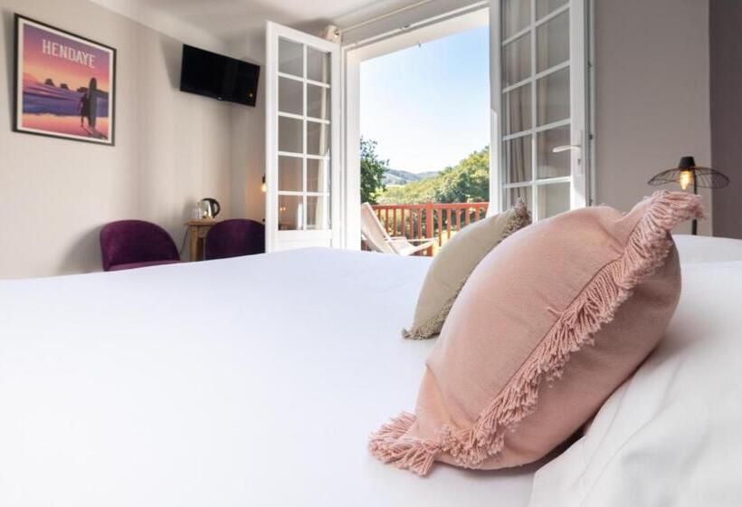 غرفة قياسية مزوَّدة بتراس, Logis Hôtel St Sylvestre