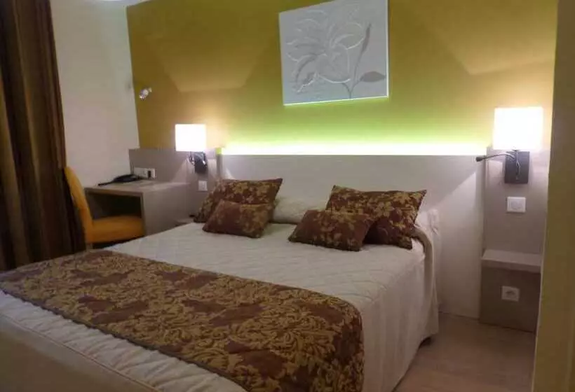 Standard Room, Logis Le Bourguignon