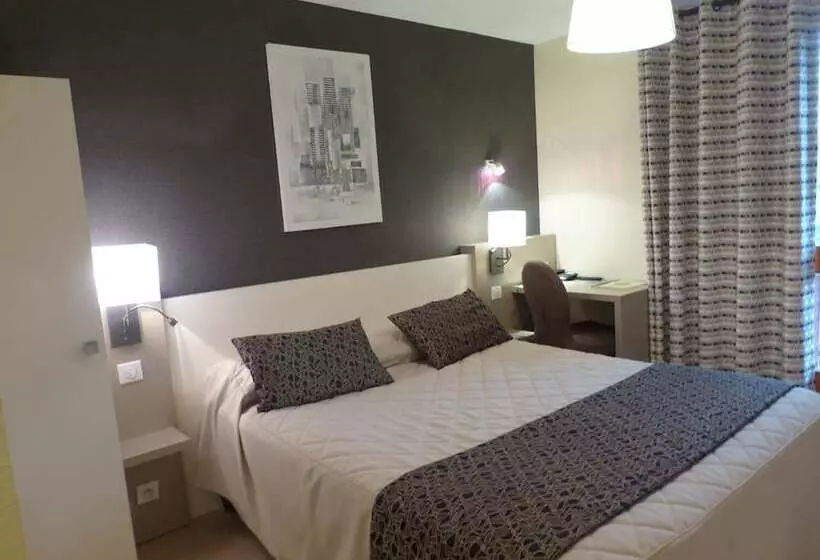 Standard Room, Logis Le Bourguignon