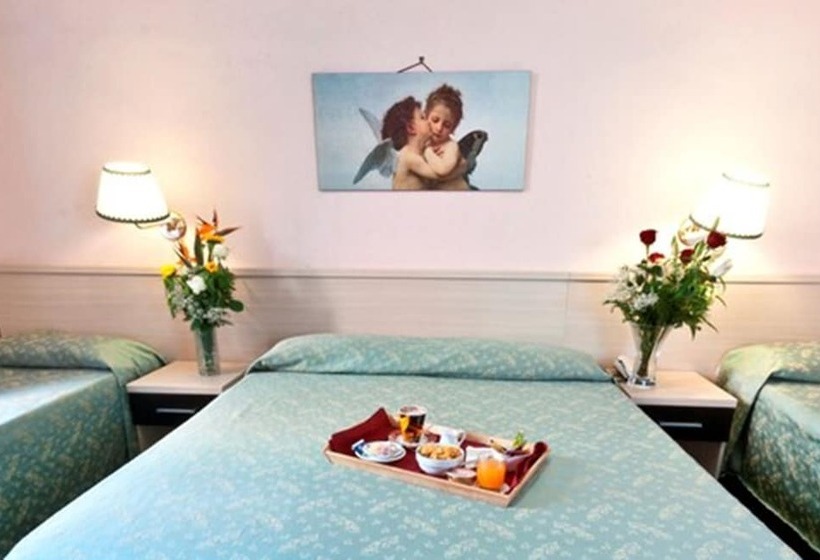 Standaard Driepersoonskamer, Priscilla