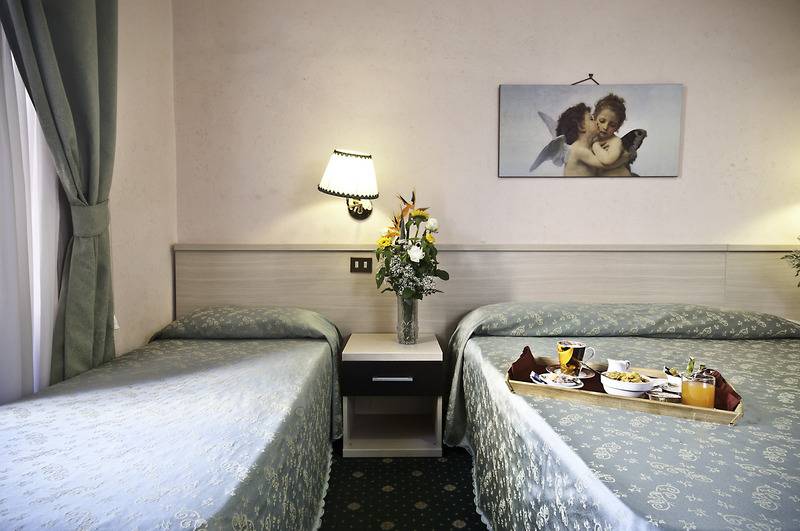 Standaard Driepersoonskamer, Priscilla