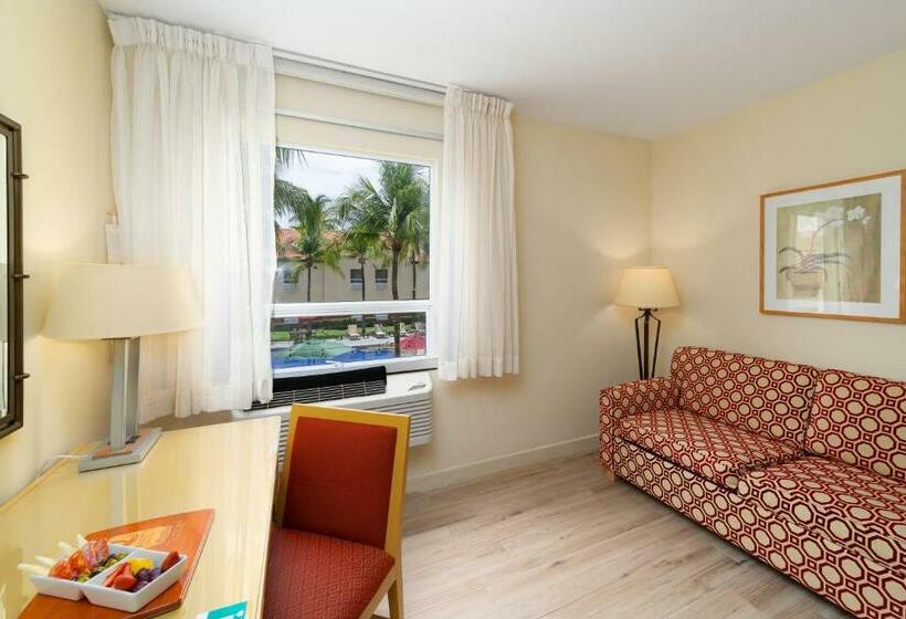 带大床的套房, Quality Hotel Real Aeropuerto San Salvador