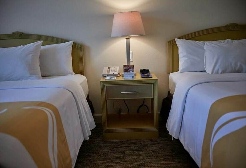 Номер Стандарт 2 Двуспальные Кровати, Quality Hotel Real Aeropuerto San Salvador