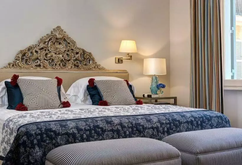 Camera Deluxe, Rocco Forte Hotel De Russie