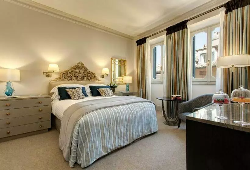 Camera Standard, Rocco Forte Hotel De Russie