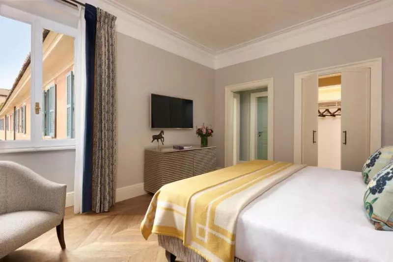 Camera Classica, Rocco Forte Hotel De Russie