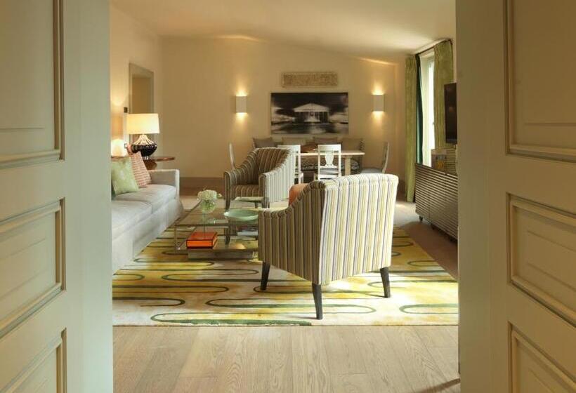 带露台的标准工作室, Rocco Forte Hotel De Russie