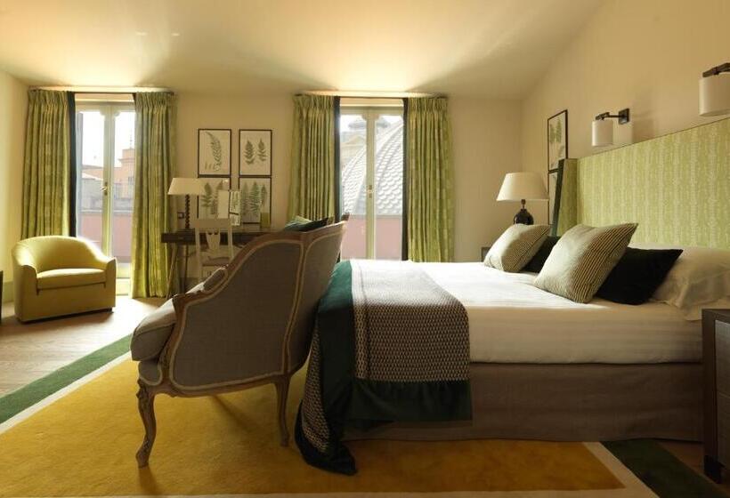 带露台的标准工作室, Rocco Forte Hotel De Russie