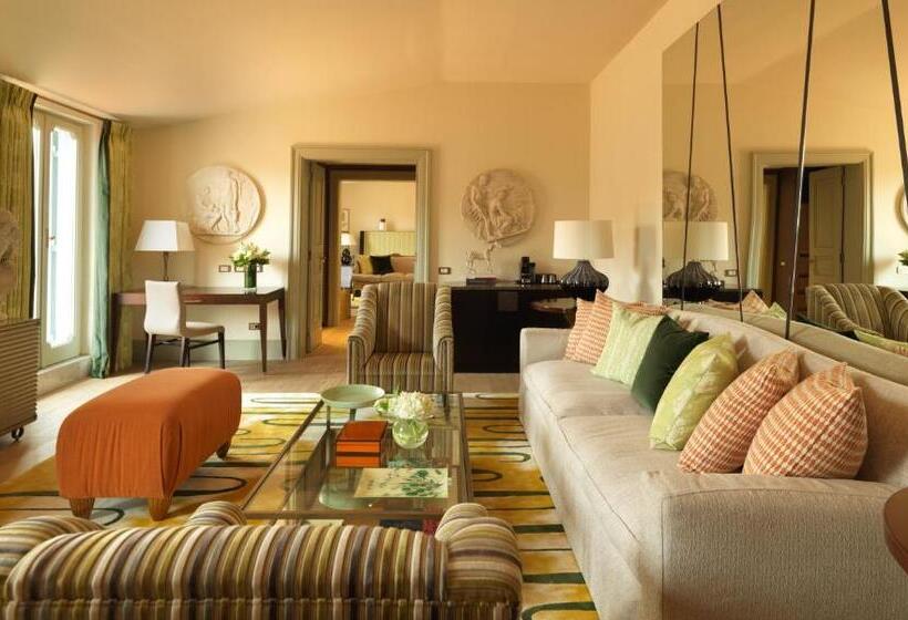 带露台的标准工作室, Rocco Forte Hotel De Russie