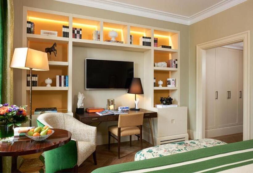 高级园景房, Rocco Forte Hotel De Russie