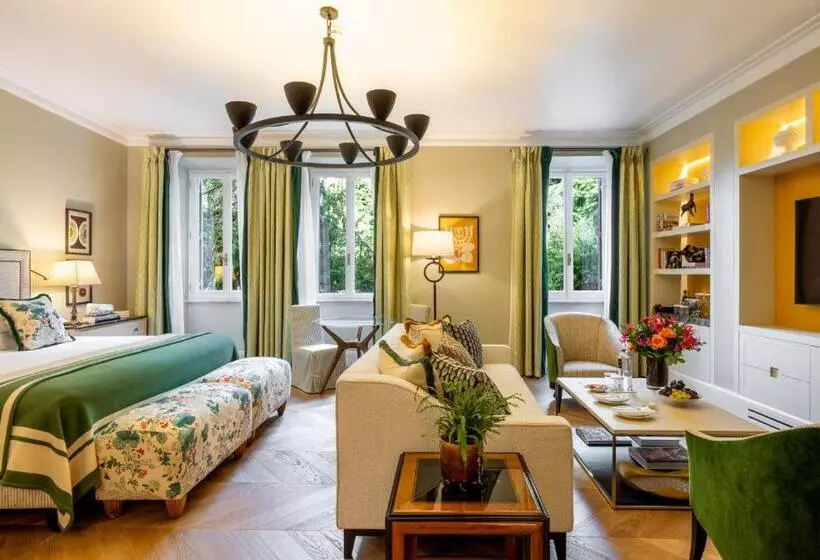 Junior Suite Vista Giardino, Rocco Forte Hotel De Russie