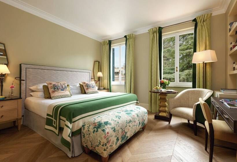 高级园景房, Rocco Forte Hotel De Russie