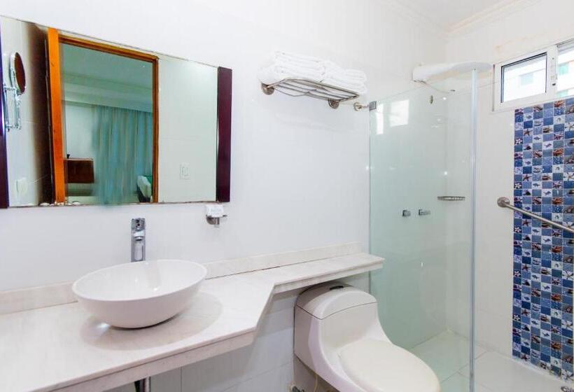 Номер Стандарт Трехместный, Bocagrande By Geh Suites