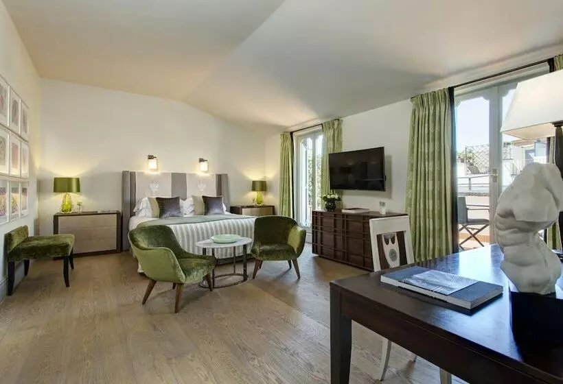 Suite Junior, Rocco Forte Hotel De Russie