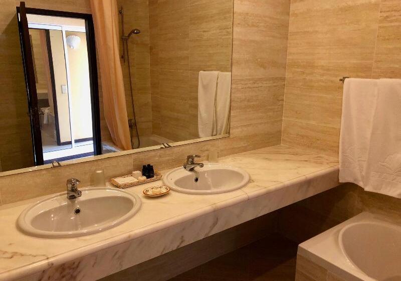 Вилла 3 Спальни, Vale Do Garrao Villas