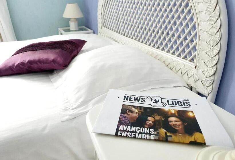 スタンダード４人部屋, Hôtel Restaurant Ferme De La Grande Cour