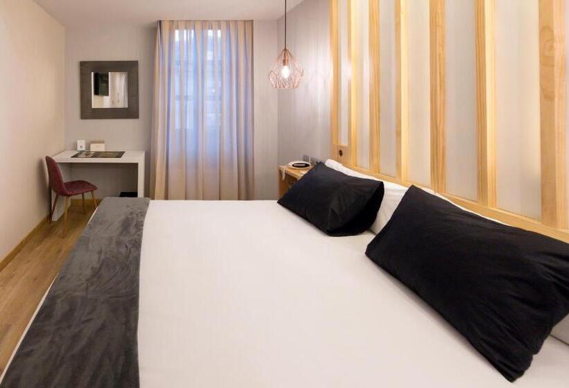 Апартаменты 2 Спальни, Fruela