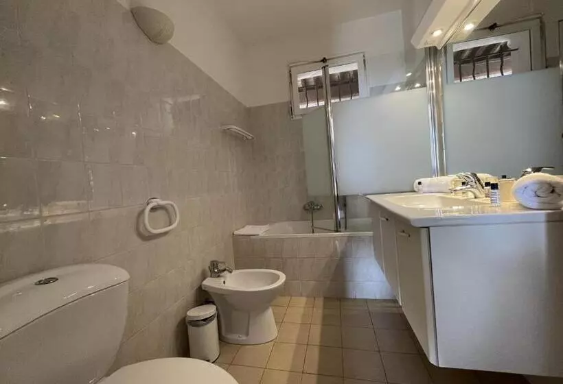 اتاق استاندارد با چشمانداز دریا, Hôtel Astria