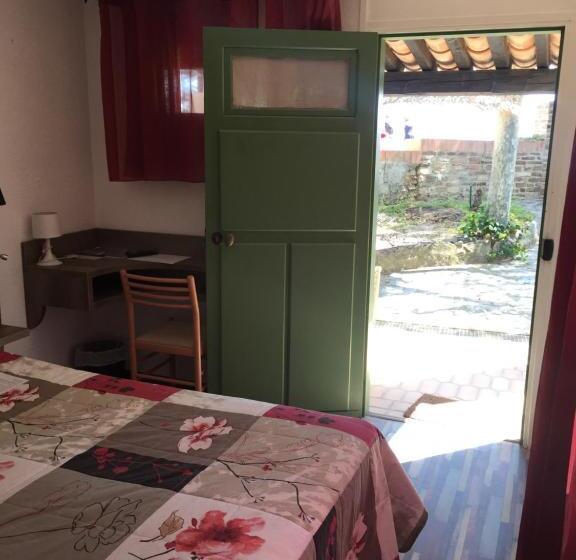 בקתה סטנדרטית, Hôtel Astria