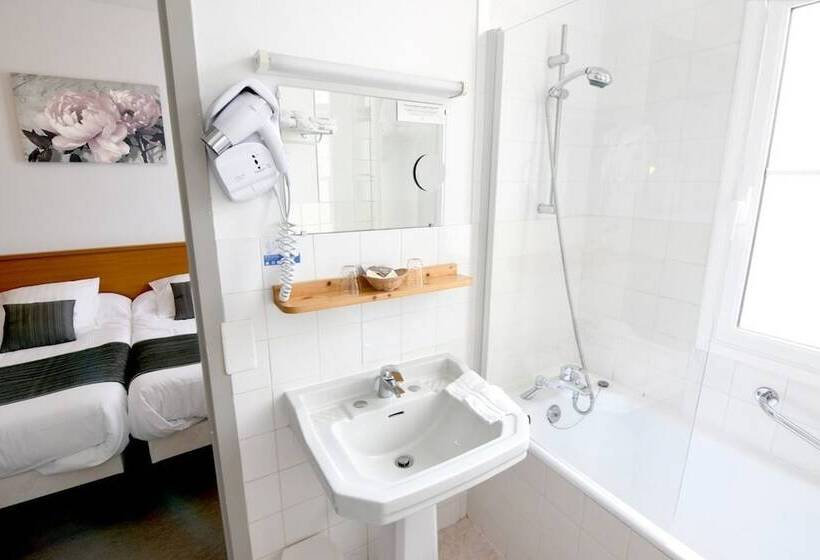 스탠다드 룸, Hôtel Restaurant Du Château