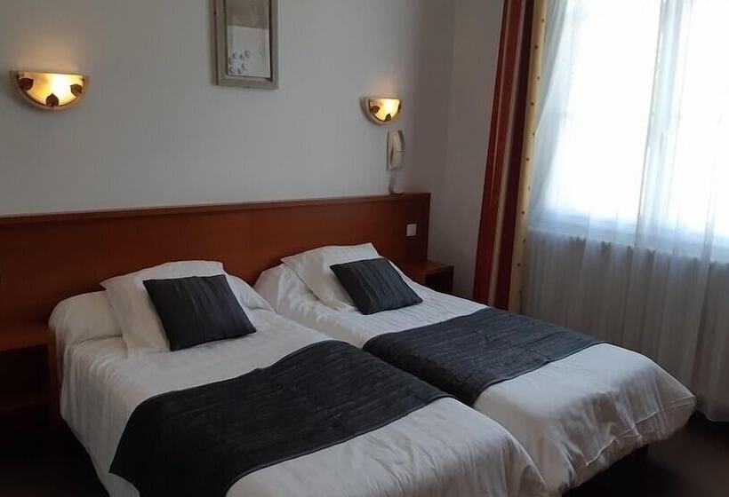 스탠다드 룸, Hôtel Restaurant Du Château