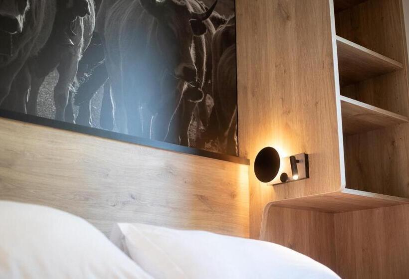 스탠다드 룸, Hôtel Restaurant Logis L Aubrac Laguiole