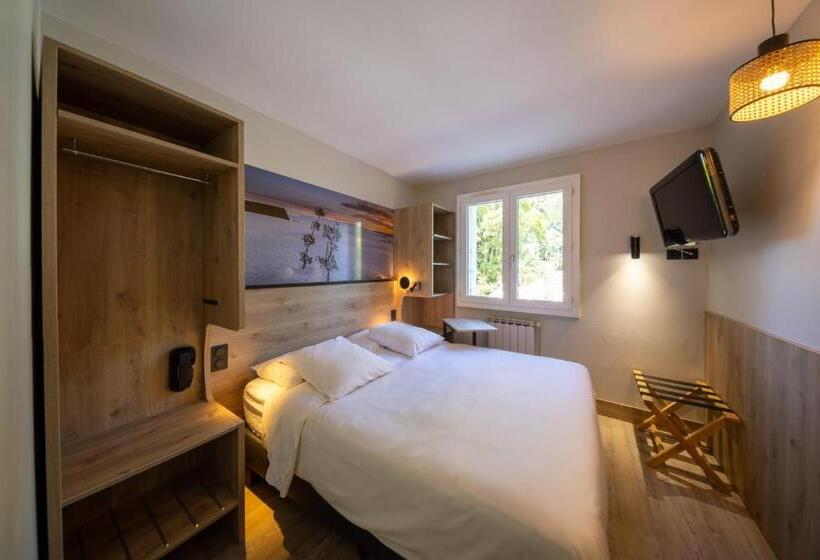 스탠다드 룸, Hôtel Restaurant Logis L Aubrac Laguiole