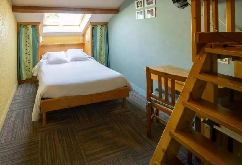ファミリールーム, Hôtel Restaurant Logis L Aubrac Laguiole