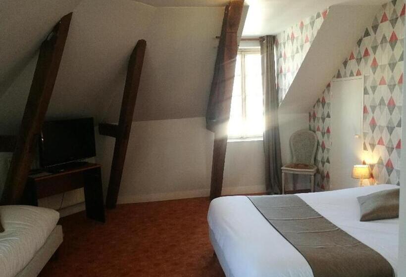 Номер Стандарт Трехместный, Le Cheval Blanc