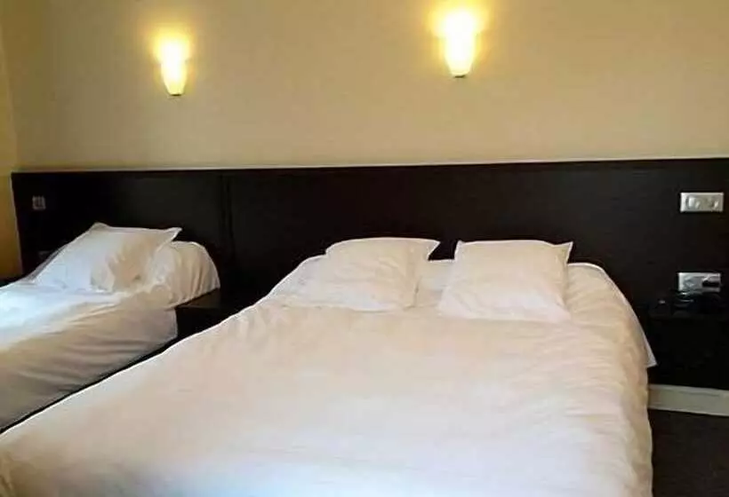 スタンダードトリプルルーム, Logis Hôtel élégance Au Vieux Morvan Récemment Rénové