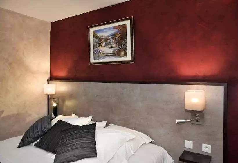 スタンダードルーム, Logis Auberge A La Tete De Lard