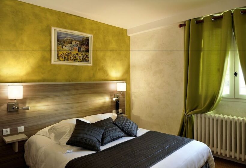 Номер Стандарт, Logis Auberge A La Tete De Lard