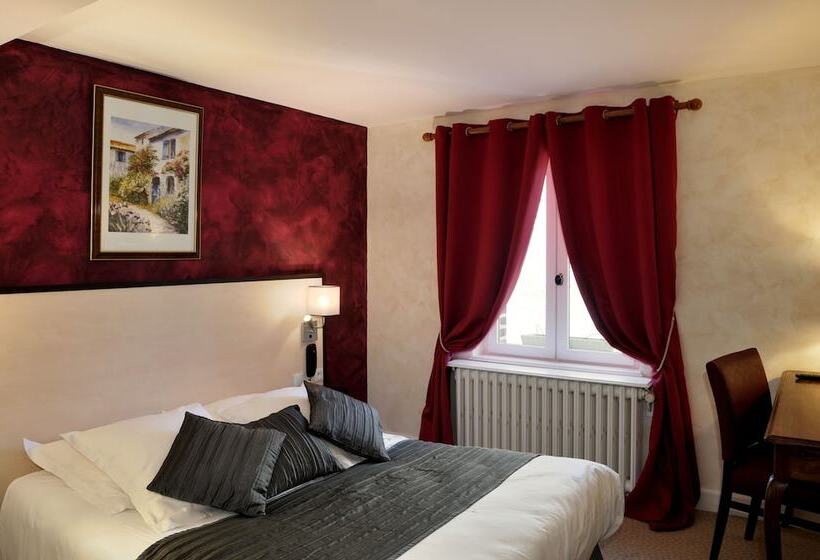 غرفة قياسية, Logis Auberge A La Tete De Lard