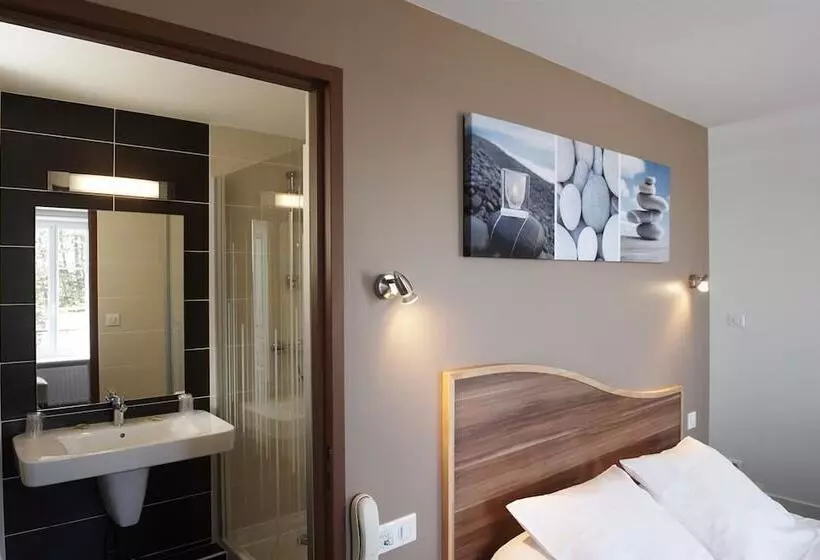 ガーデンビュースタンダードルーム, Logis Hotel Belle Vue