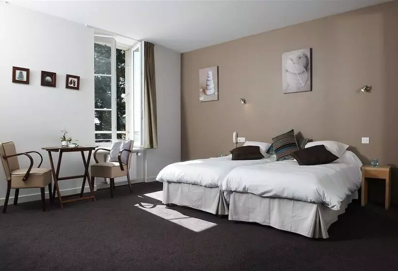 デラックスルーム, Logis Hotel Belle Vue