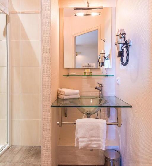 غرفة كومفورت ثلاثية, Logis L Abreuvoir