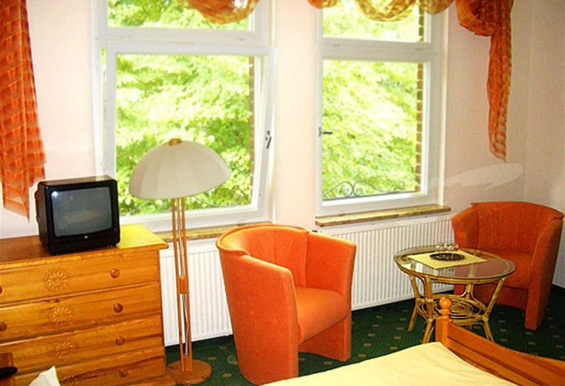 غرفة قياسية فردية, Seeresidenz Gesundbrunn