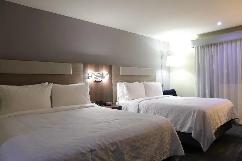 اتاق لوکس, Grand Mercure Dubai City