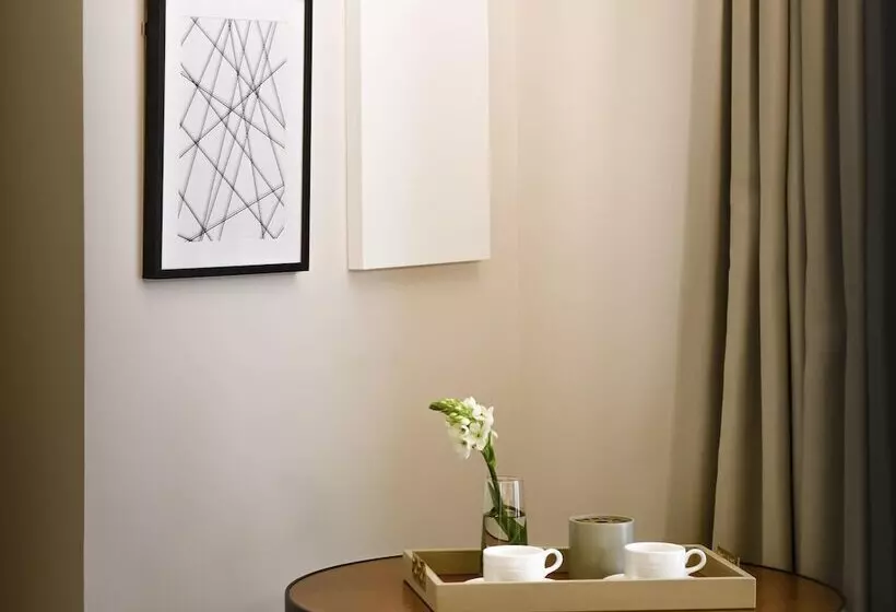 اتاق لوکس, Grand Mercure Dubai City