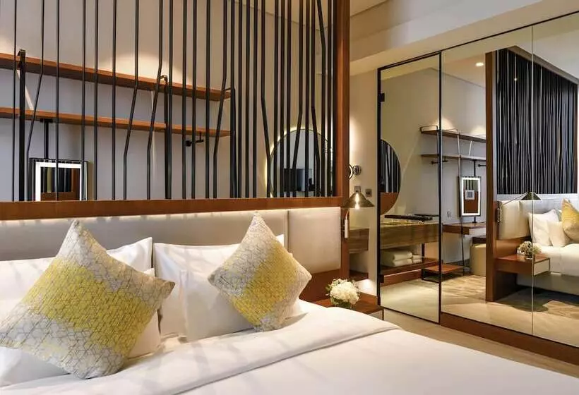 اتاق پرمیوم, Grand Mercure Dubai City