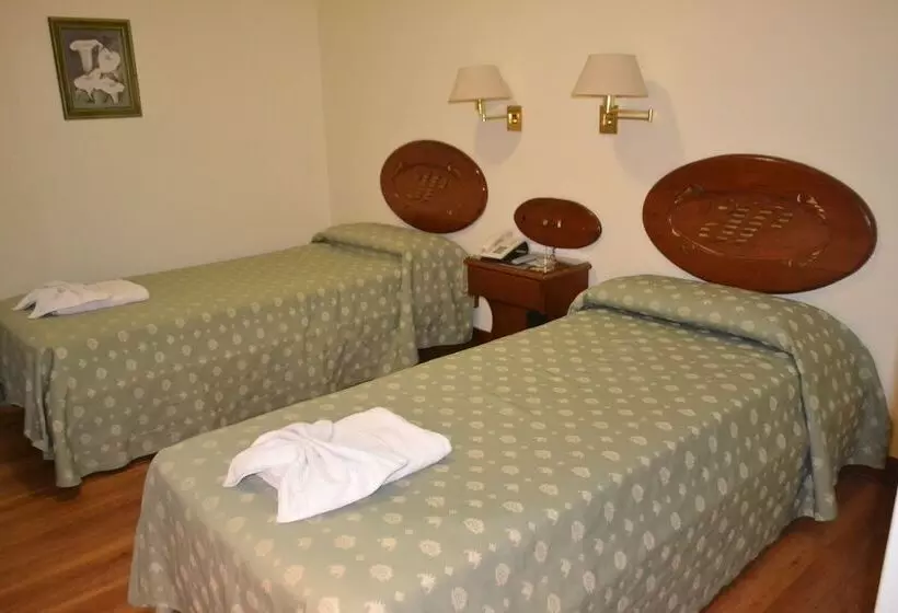 اتاق استاندارد سه نفره, Gran Hotel Presidente