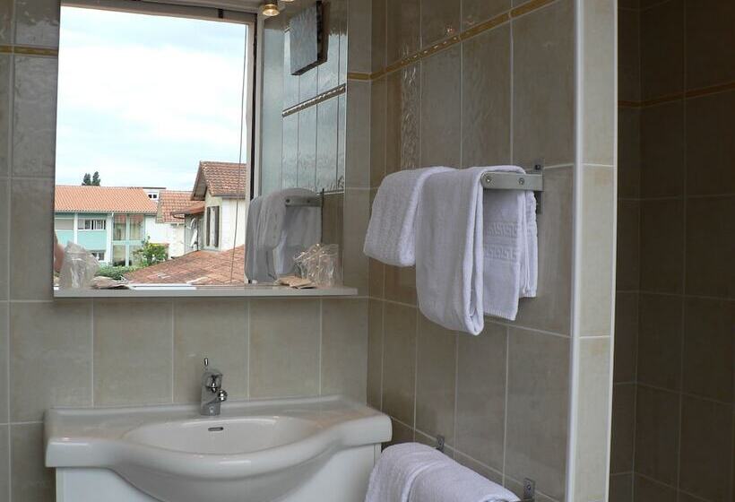 Номер Стандарт Трехместный, Atlantis Hôtel