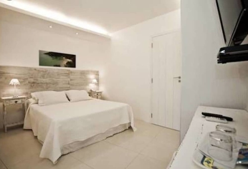 חדר סטנדרט לשלושה, Auberge De La Langouste