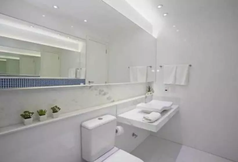 اتاق سوپریور, Auberge De La Langouste